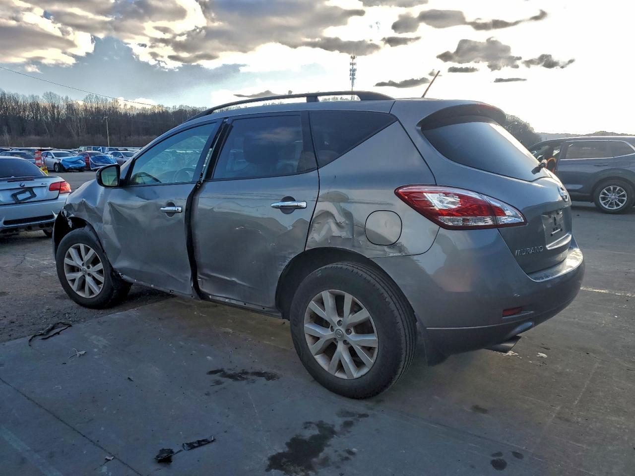 2012 Nissan Murano S - Фото 2