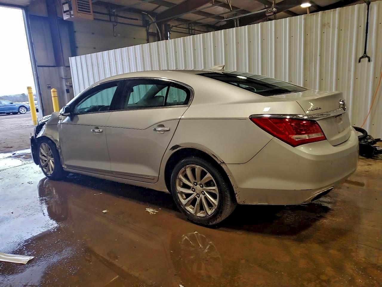 2015 Buick Lacrosse - Фото 2