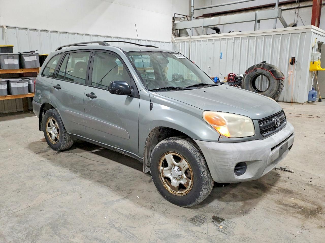 2004 Toyota Rav4 - Image 4