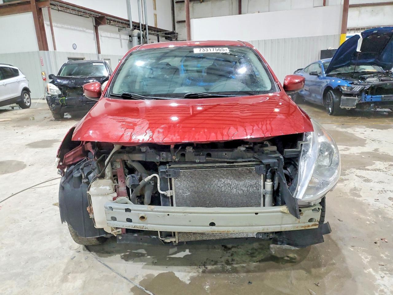 2019 Nissan Versa S - Фото 5
