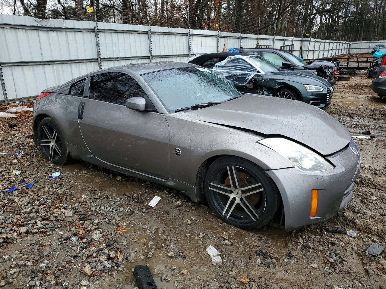 2008 Nissan 350Z Coupe - Image 4