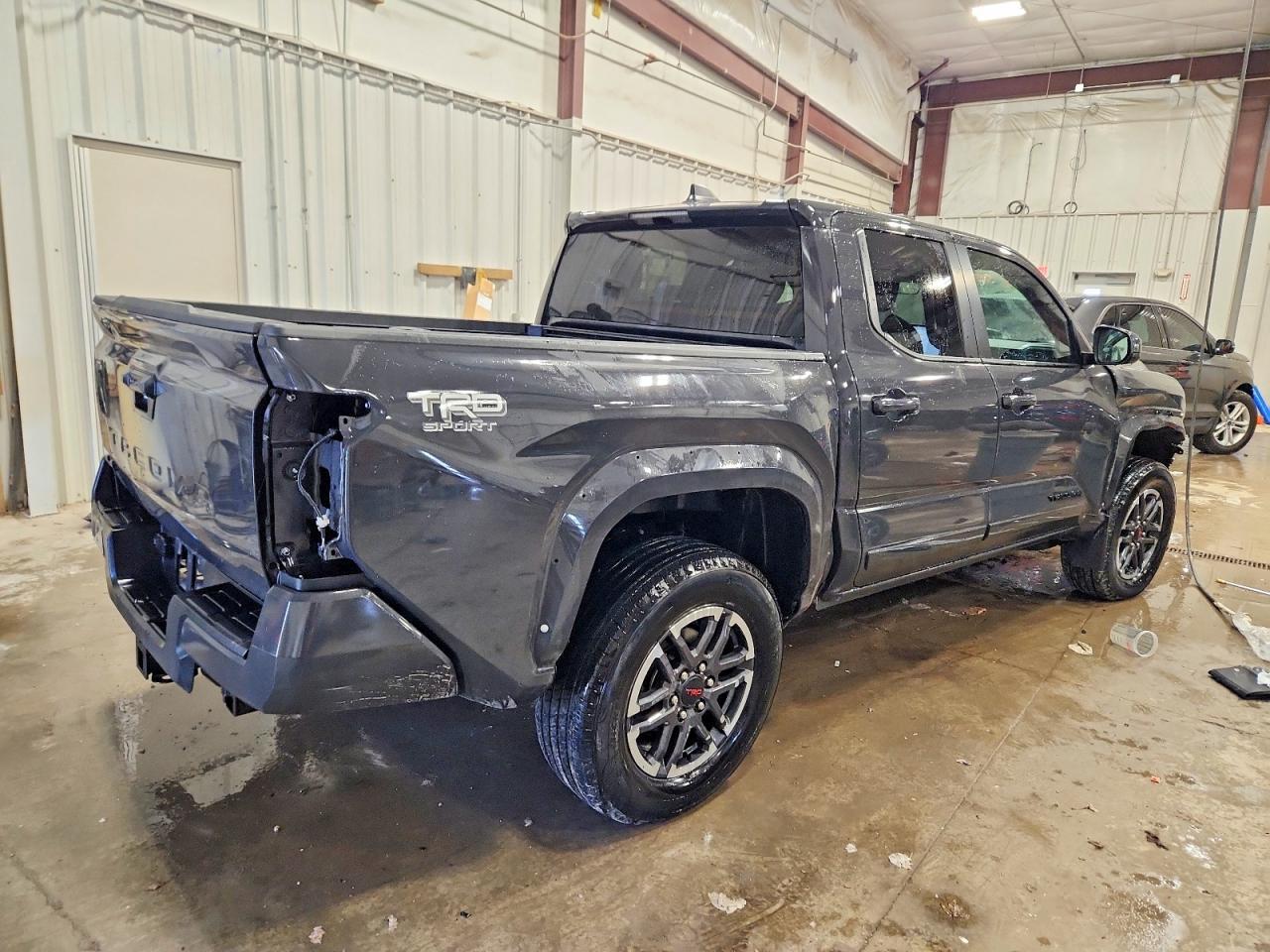2024 Toyota Tacoma Double Cab - Image 3