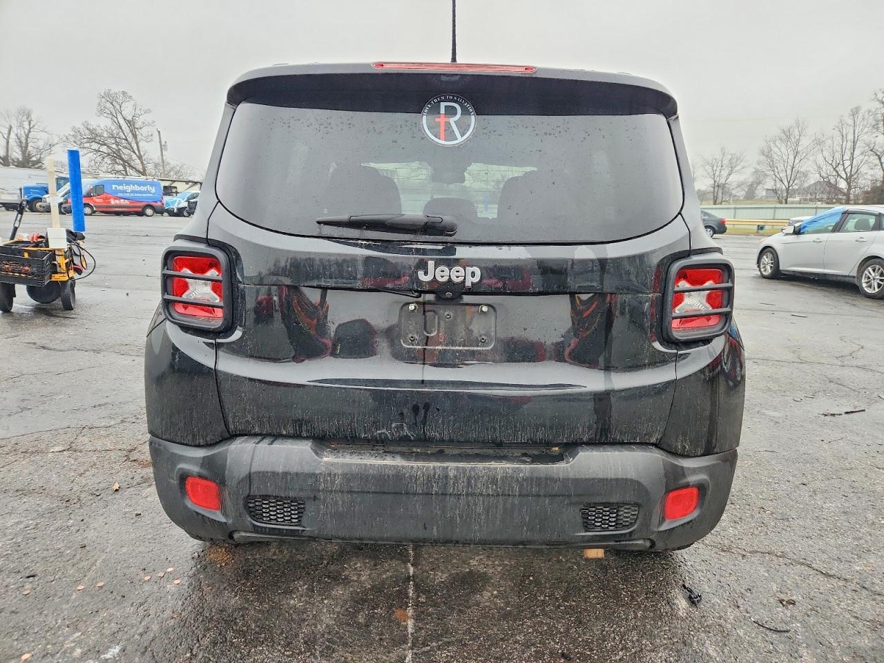 2016 Jeep Renegade Latitude - Image 6