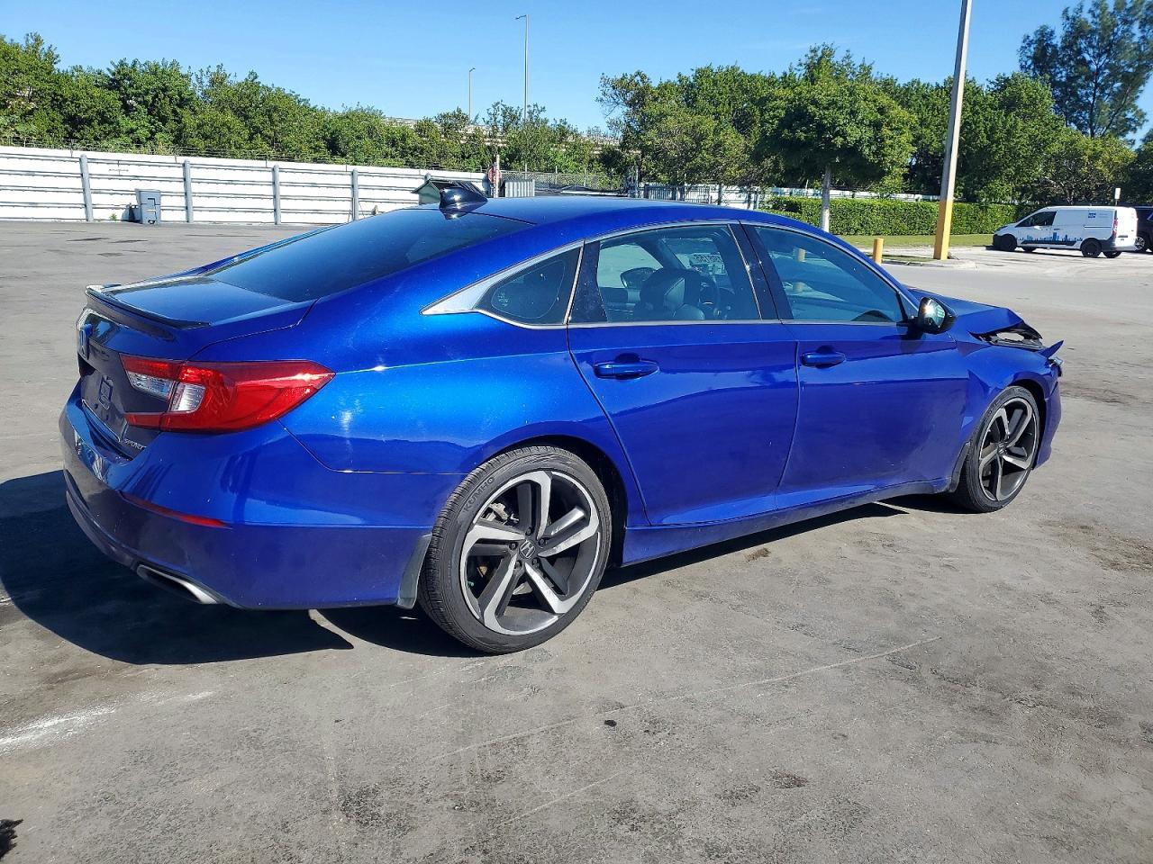 2022 Honda Accord Sport - Image 3