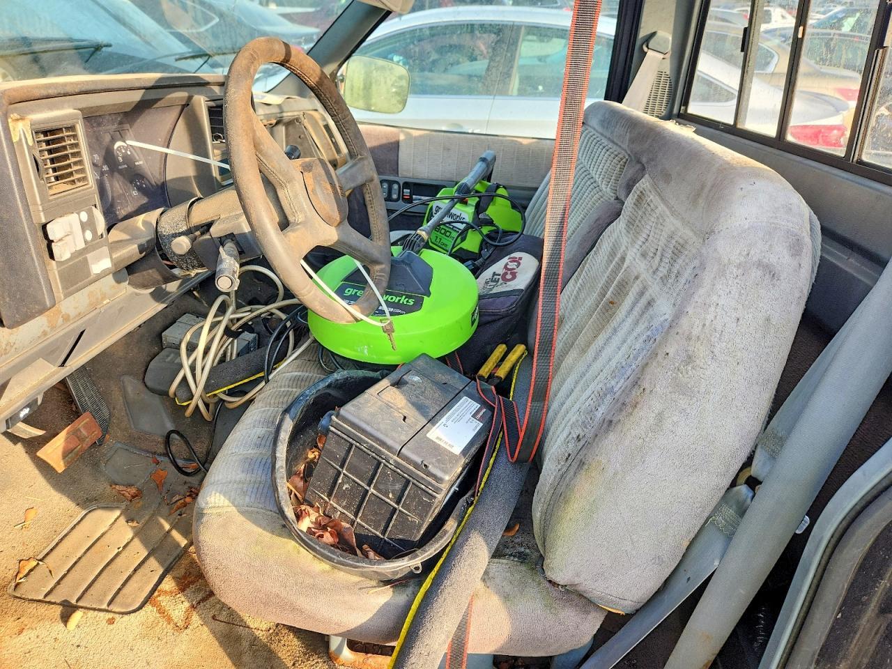 1990 GMC Sierra K1500 - Image 7