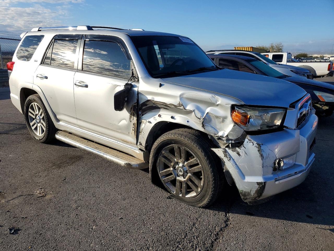 2010 Toyota 4Runner - Фото 4