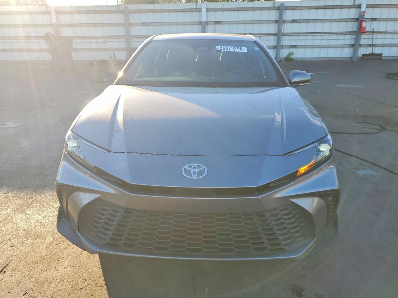 2025 Toyota Camry Xse - Фото 5