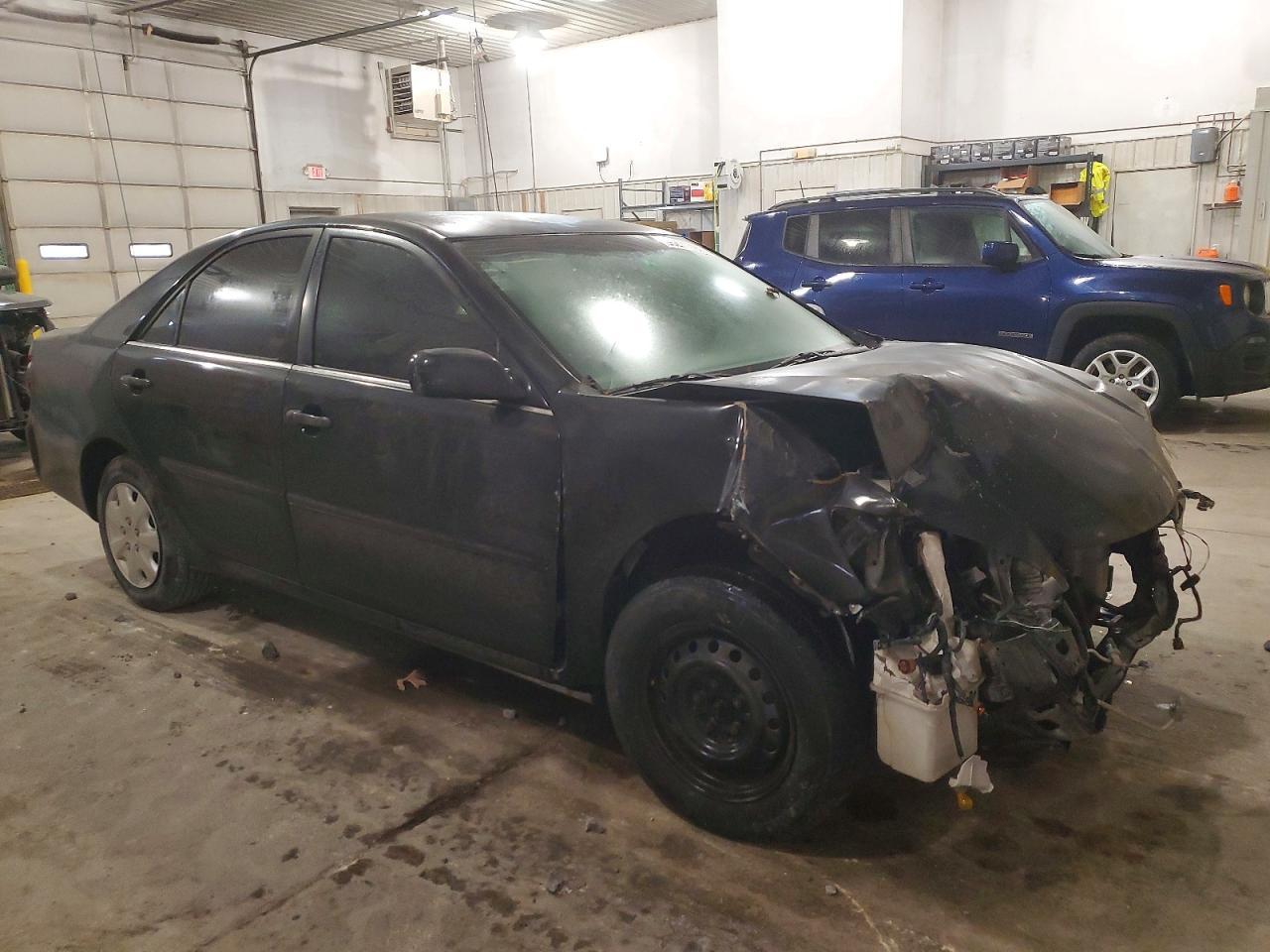 2005 Toyota Camry Le - Image 4
