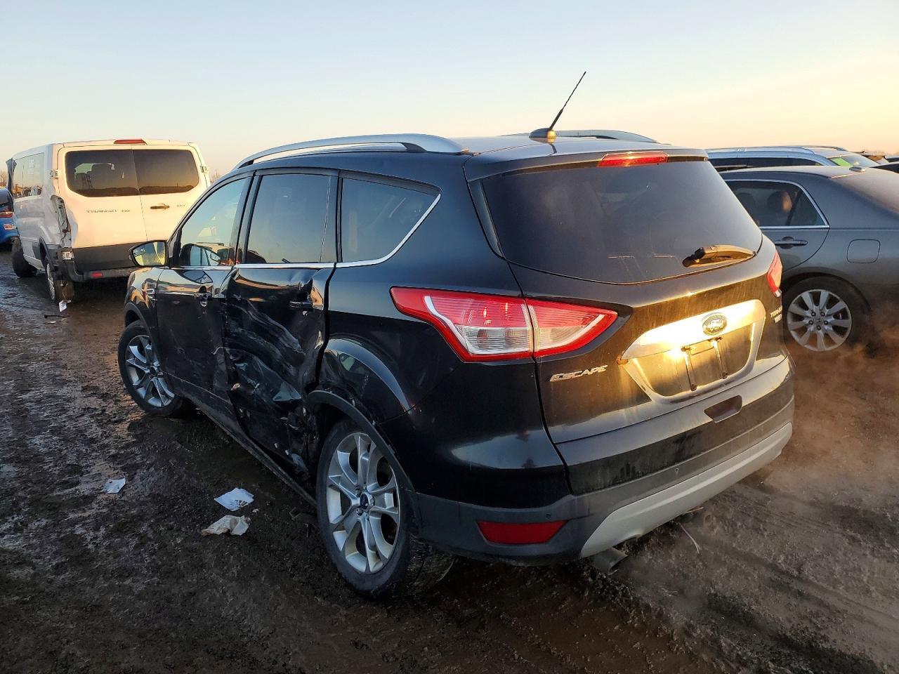 2014 Ford Escape Titanium - Фото 2