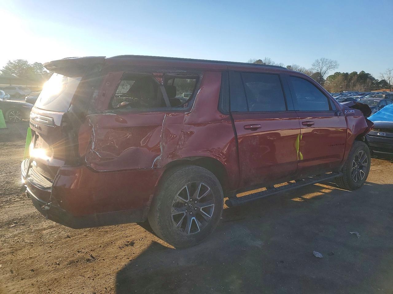 2021 Chevrolet Suburban K1500 Z71 - Фото 3
