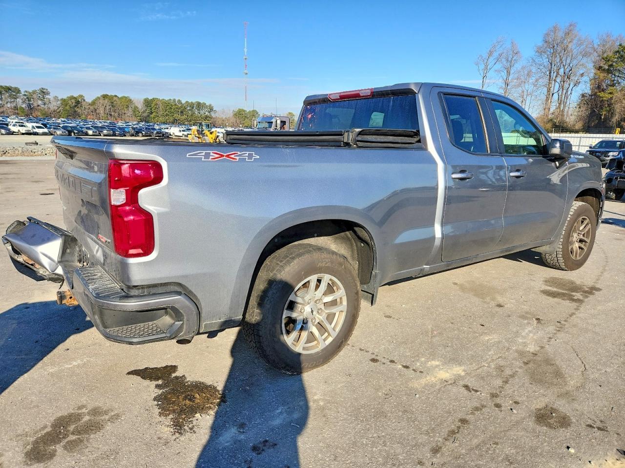 2019 Chevrolet Silverado K1500 Rst - Image 3
