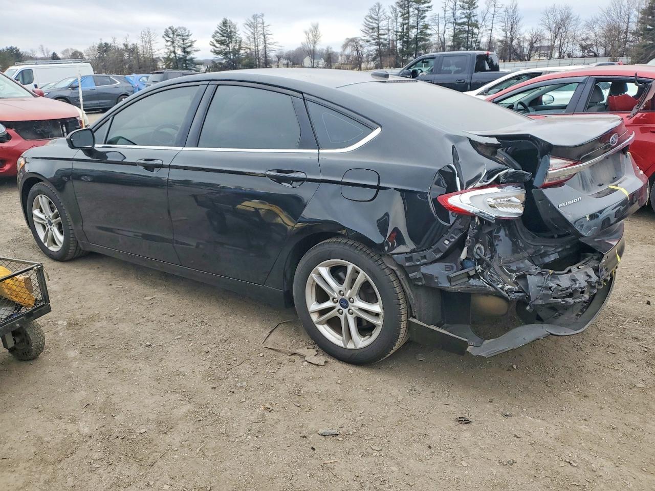 2018 Ford Fusion Se - Фото 2
