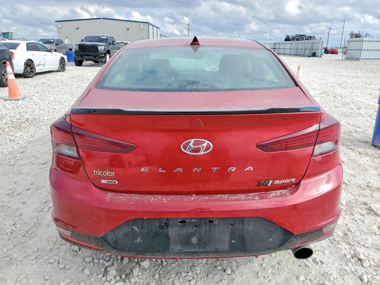 2019 Hyundai Elantra Sport - Image 6