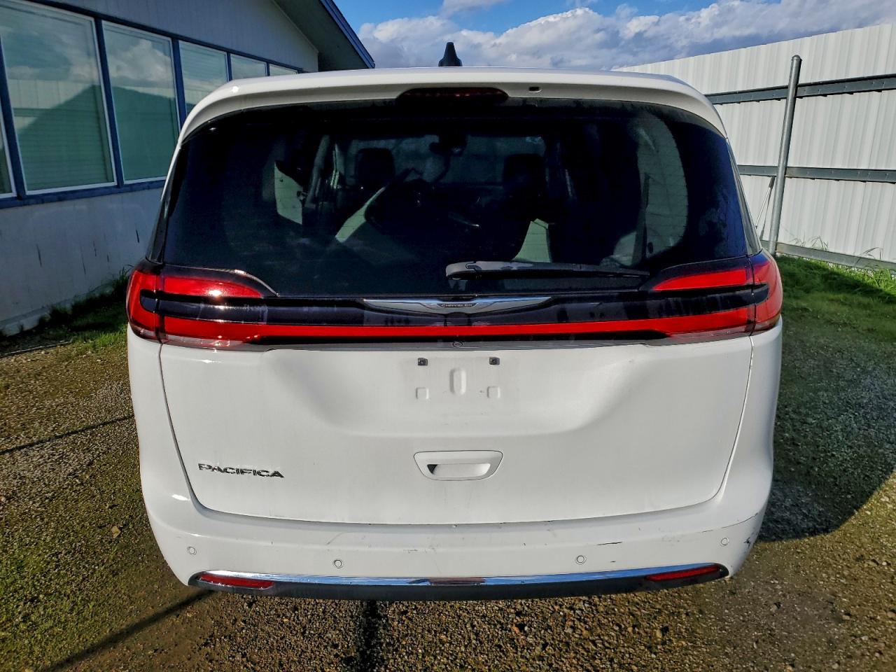 2023 Chrysler Pacifica Touring L - Фото 6