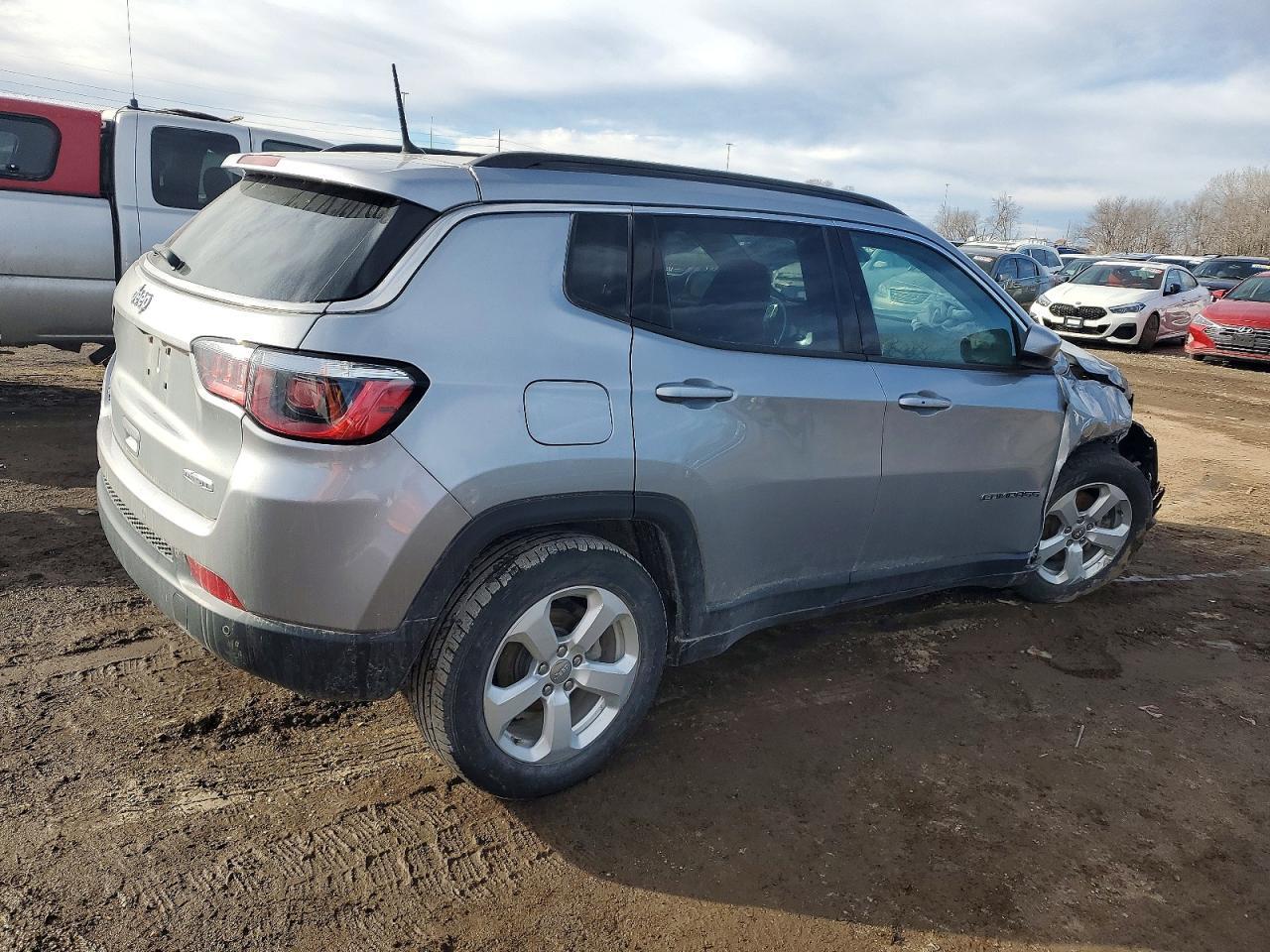 2018 Jeep Compass Latitude - Фото 3
