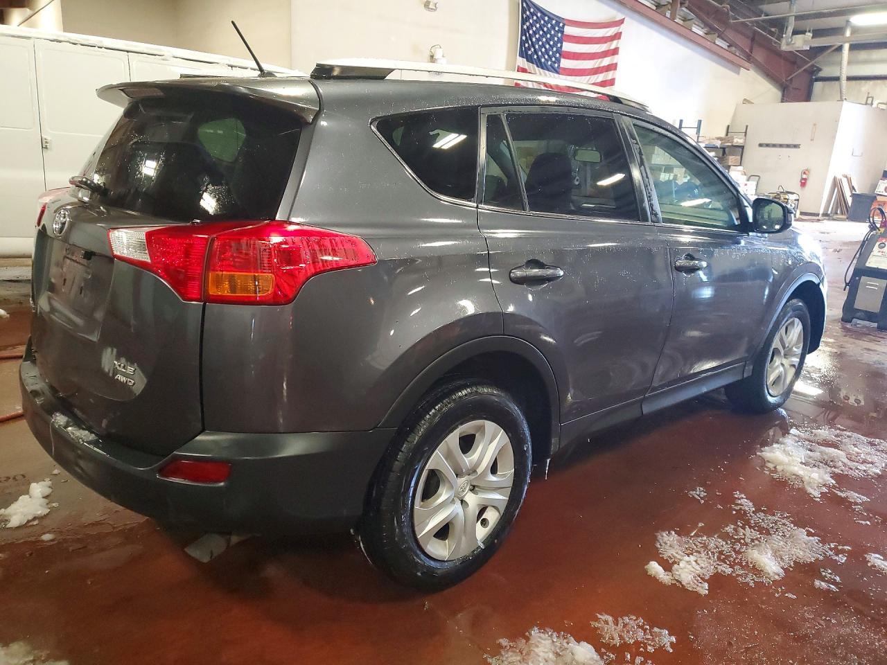2013 Toyota Rav4 Le - Image 3