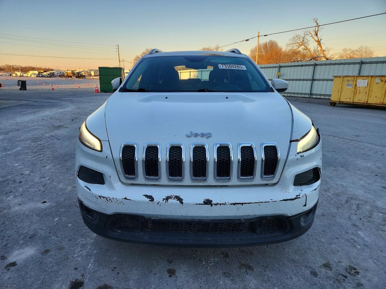 2016 Jeep Cherokee Latitude - Image 5