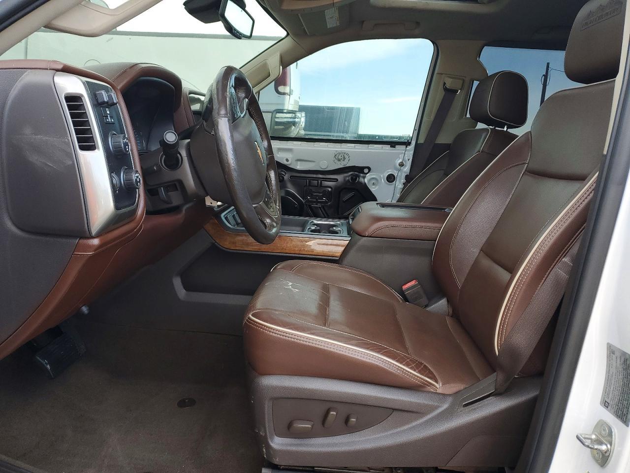 2018 Chevrolet Silverado Flatbed Truck - Фото 7