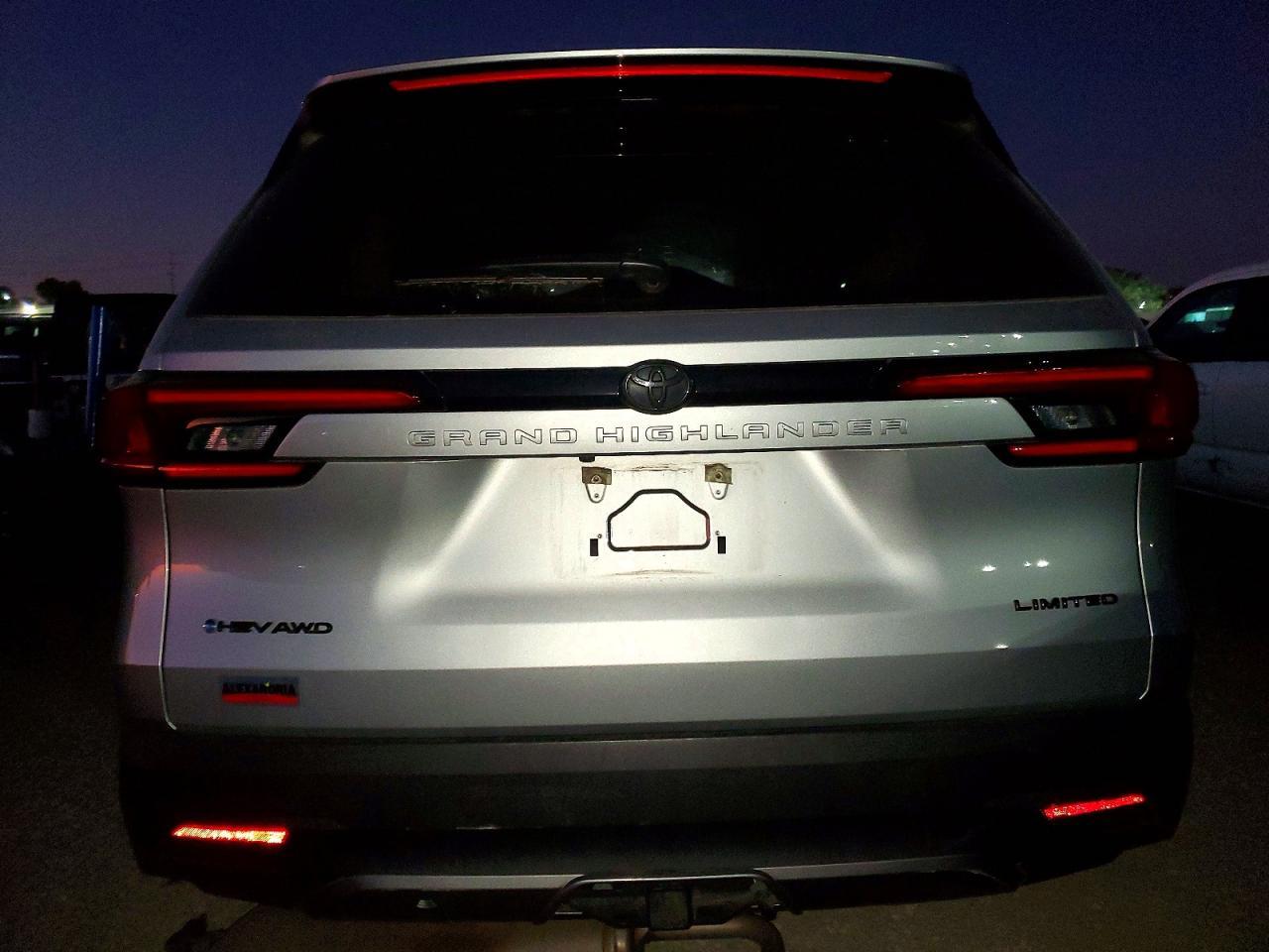 2024 Toyota Grand Highlander Xle - Фото 6