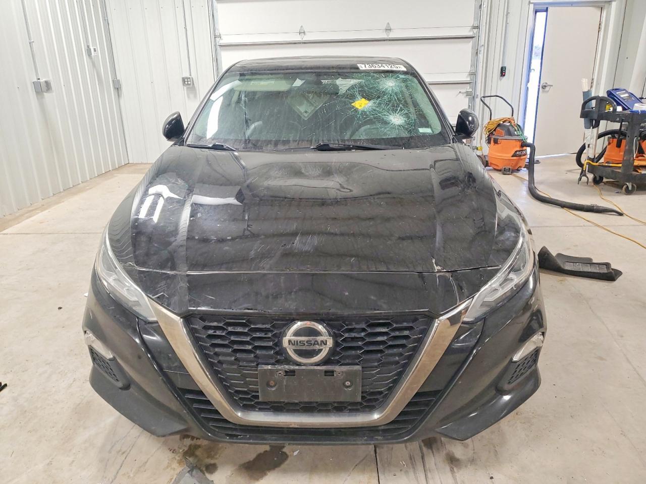 2019 Nissan Altima Sr - Image 5