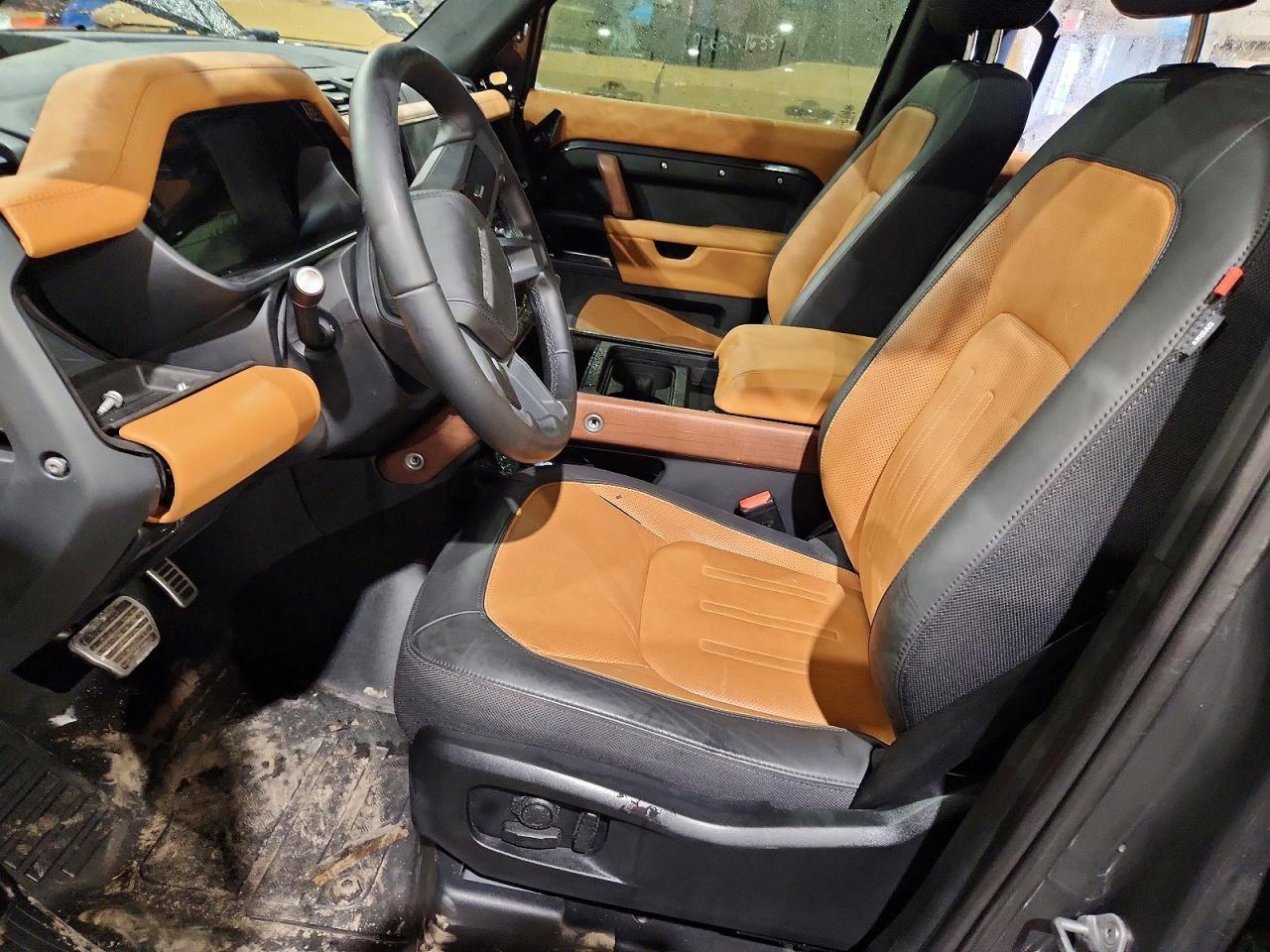 2024 Land Rover Defender 110 X - Image 7