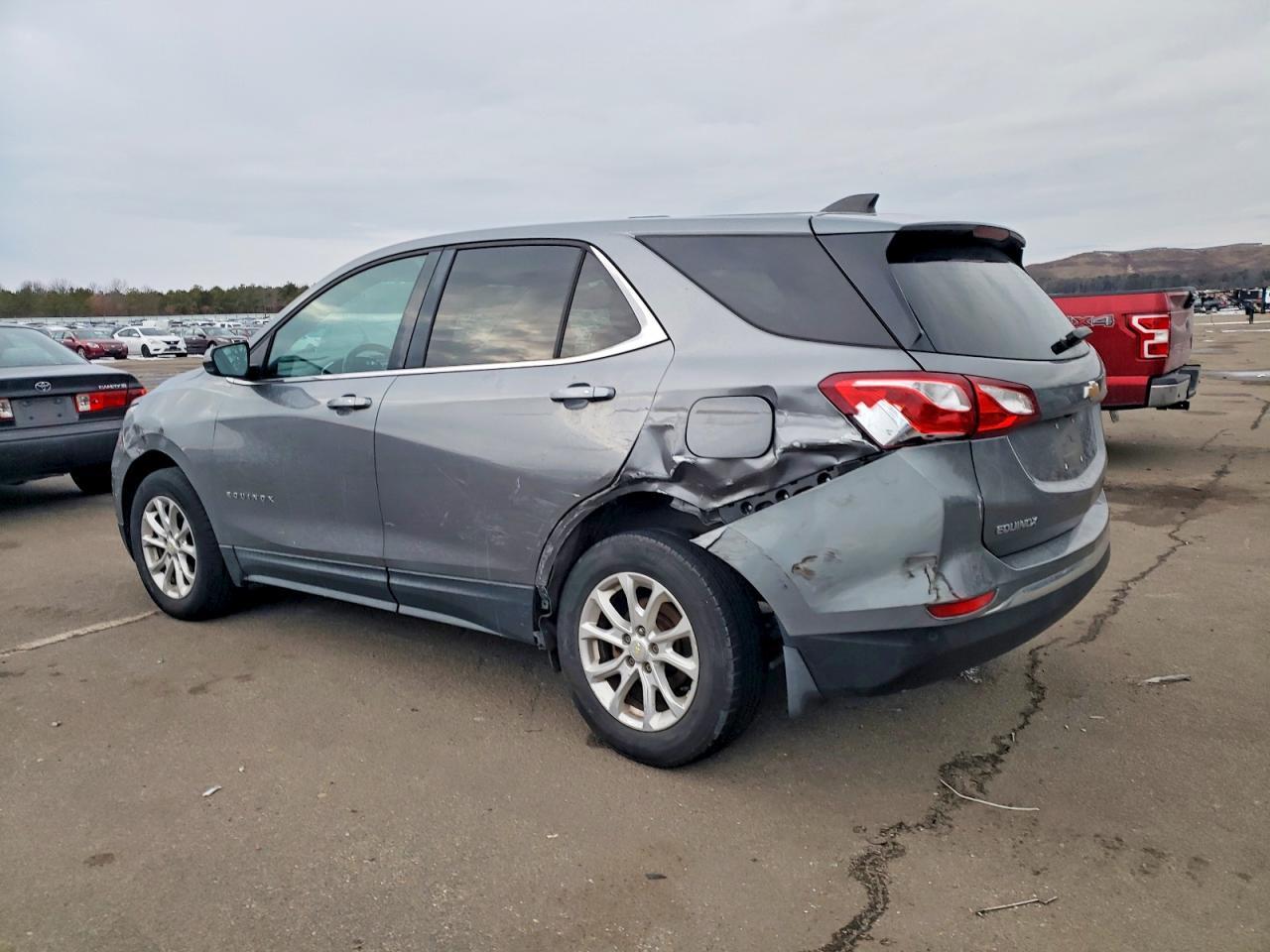 2018 Chevrolet Equinox Lt - Фото 2