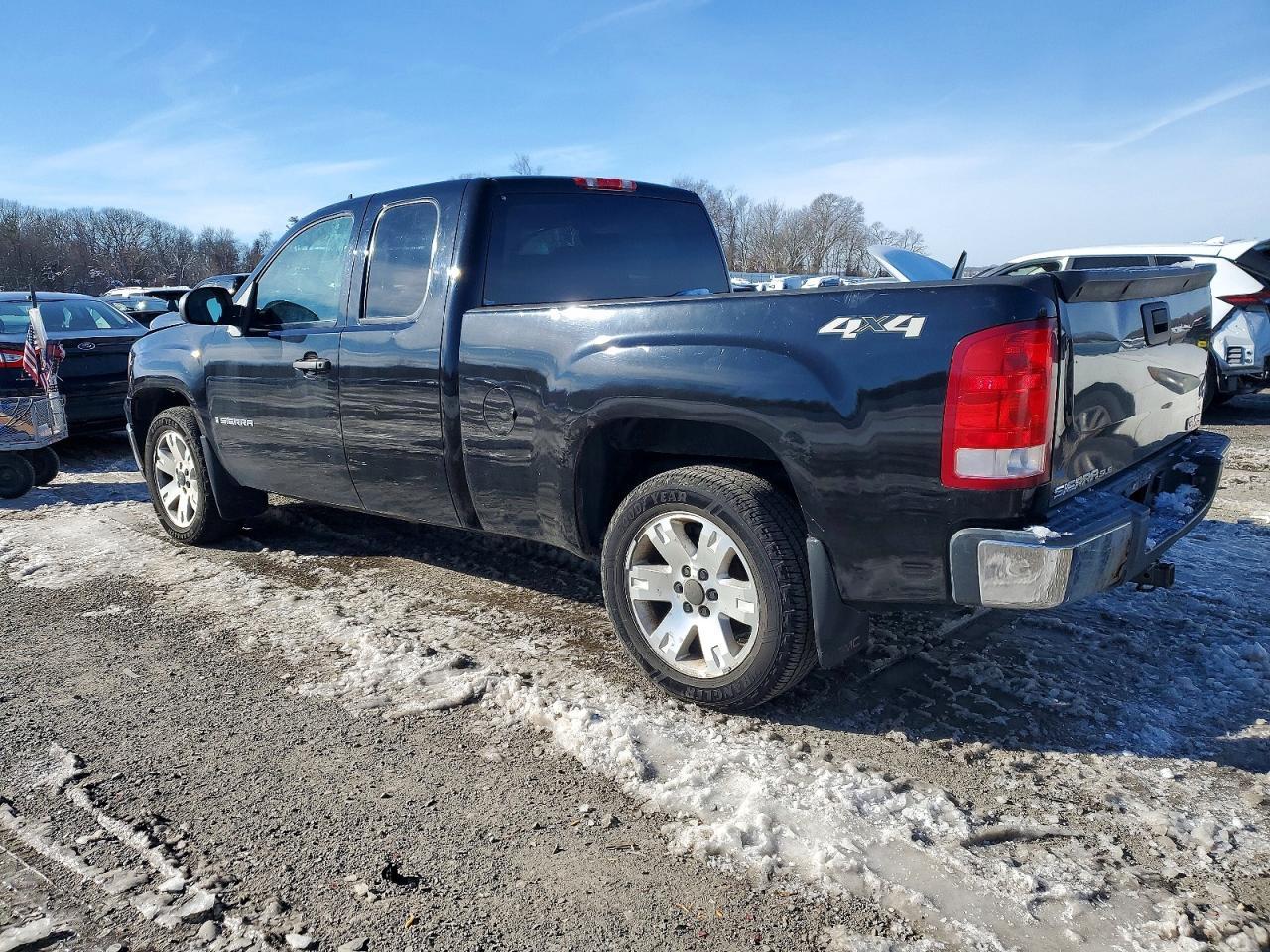 2008 GMC Sierra K1500 - Фото 2