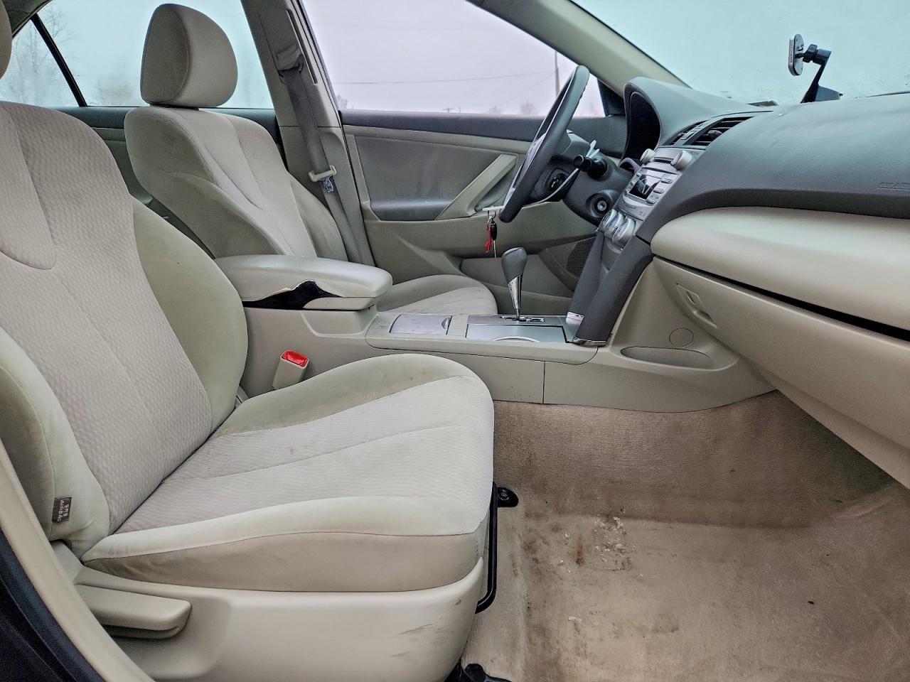 2011 Toyota Camry Base - Фото 7