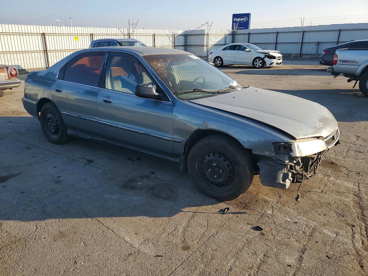 1996 Honda Accord Lx - Image 4