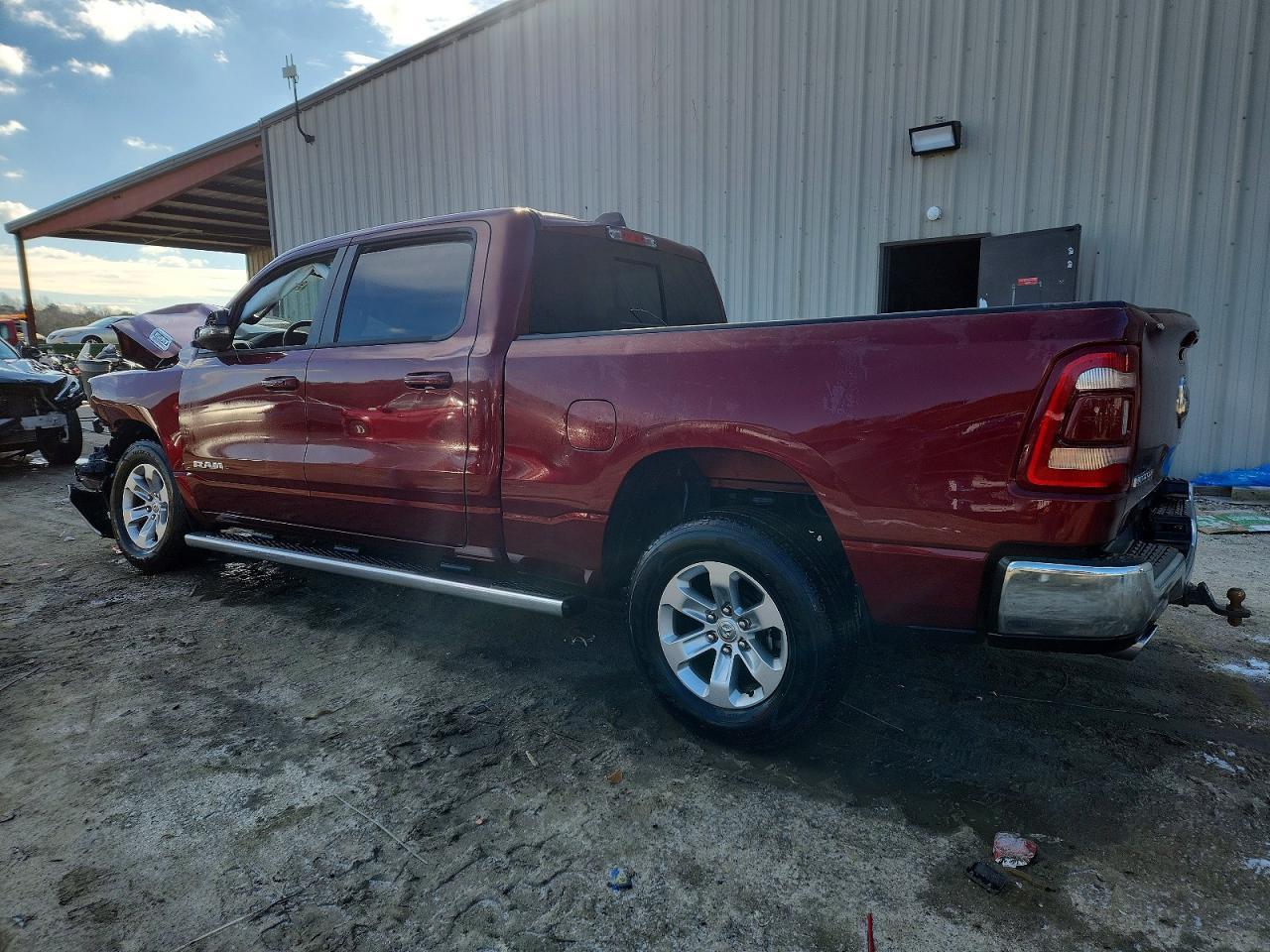 2023 Ram 1500 Laramie - Фото 2