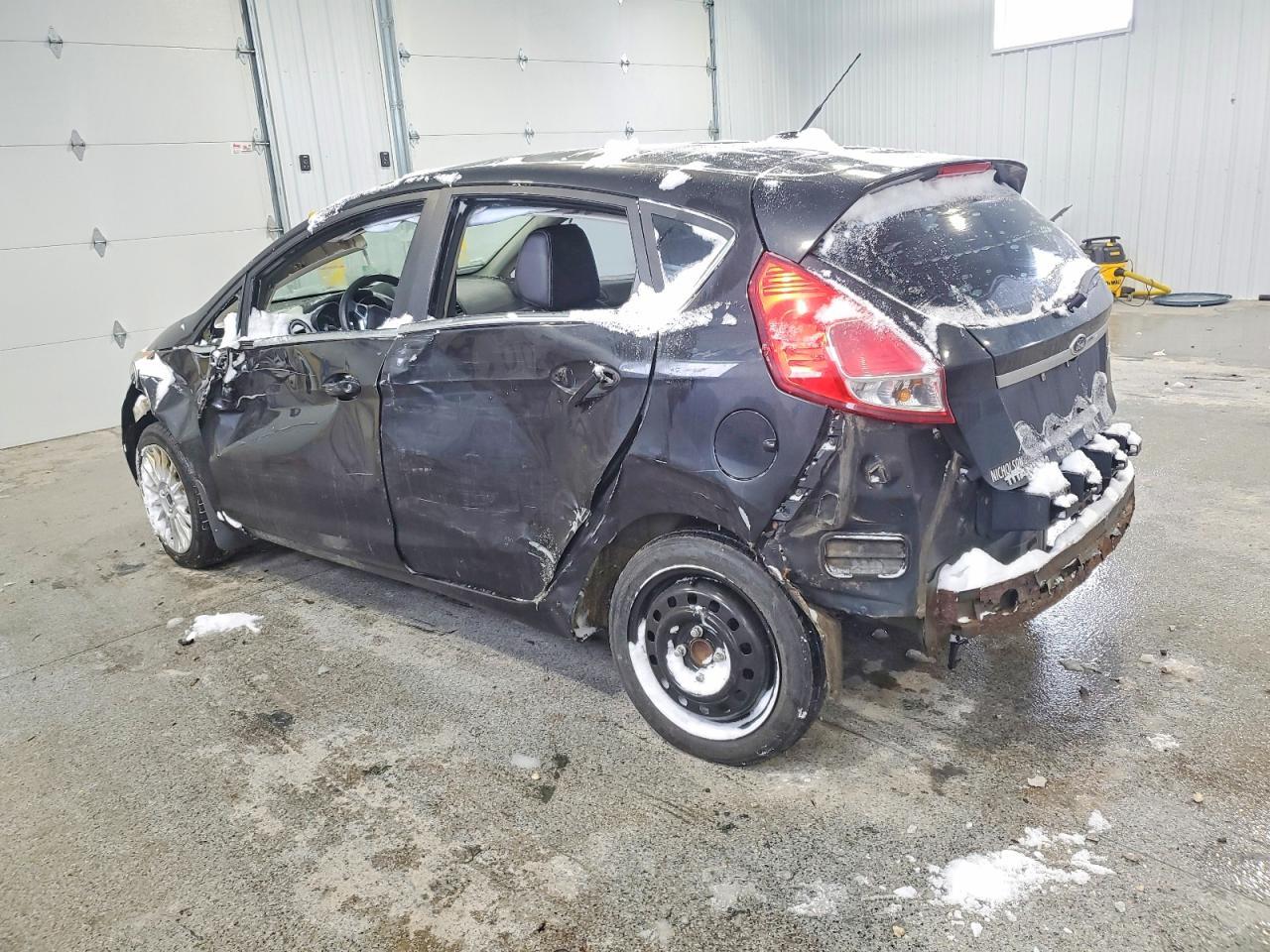 2014 Ford Fiesta - Image 2