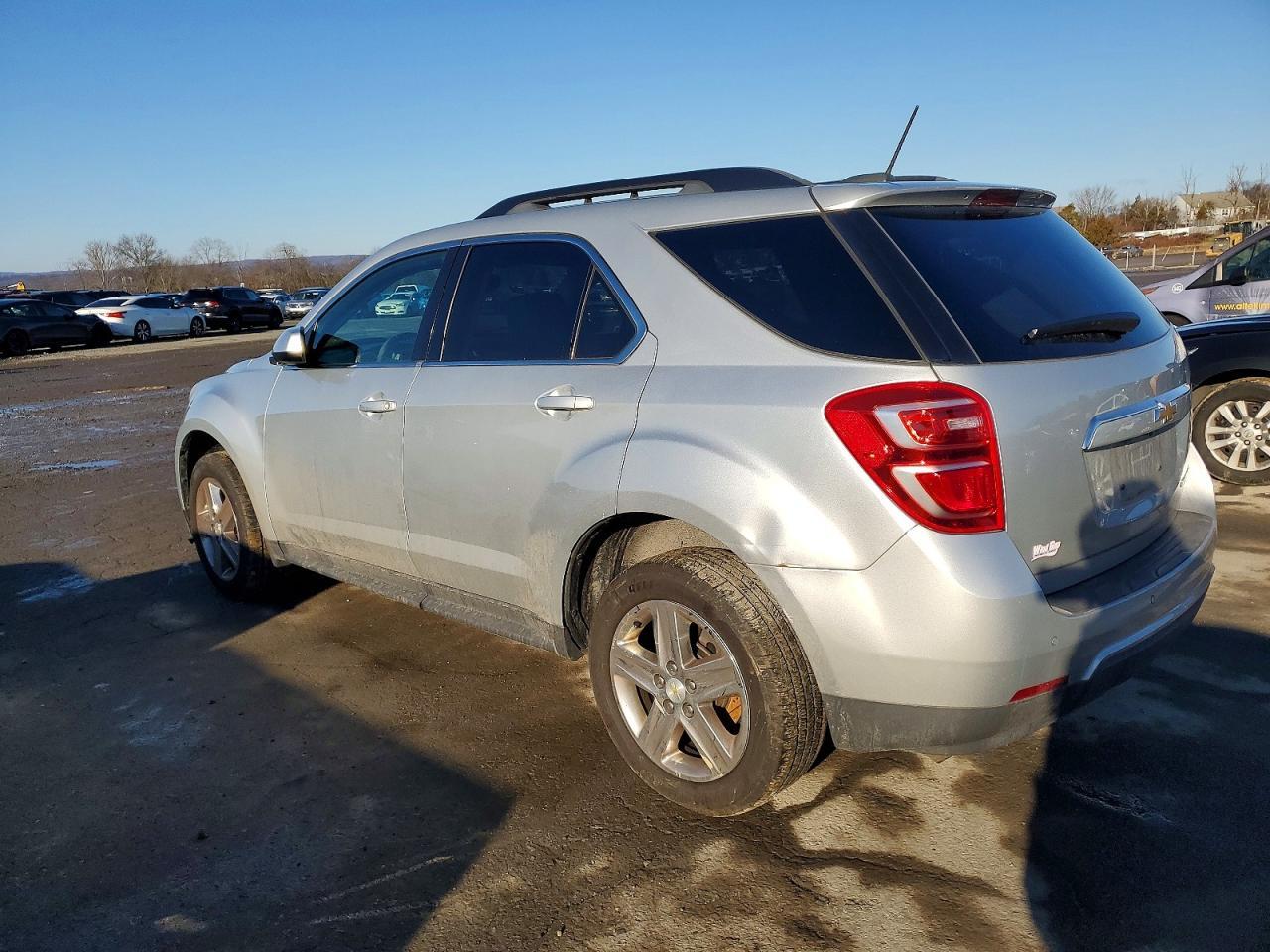 2016 Chevrolet Equinox Lt - Фото 2