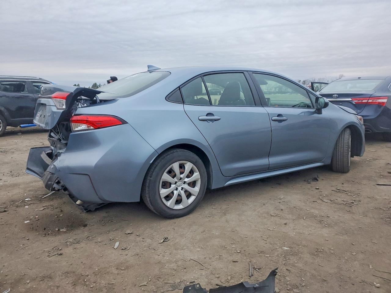 2020 Toyota Corolla Le - Фото 3