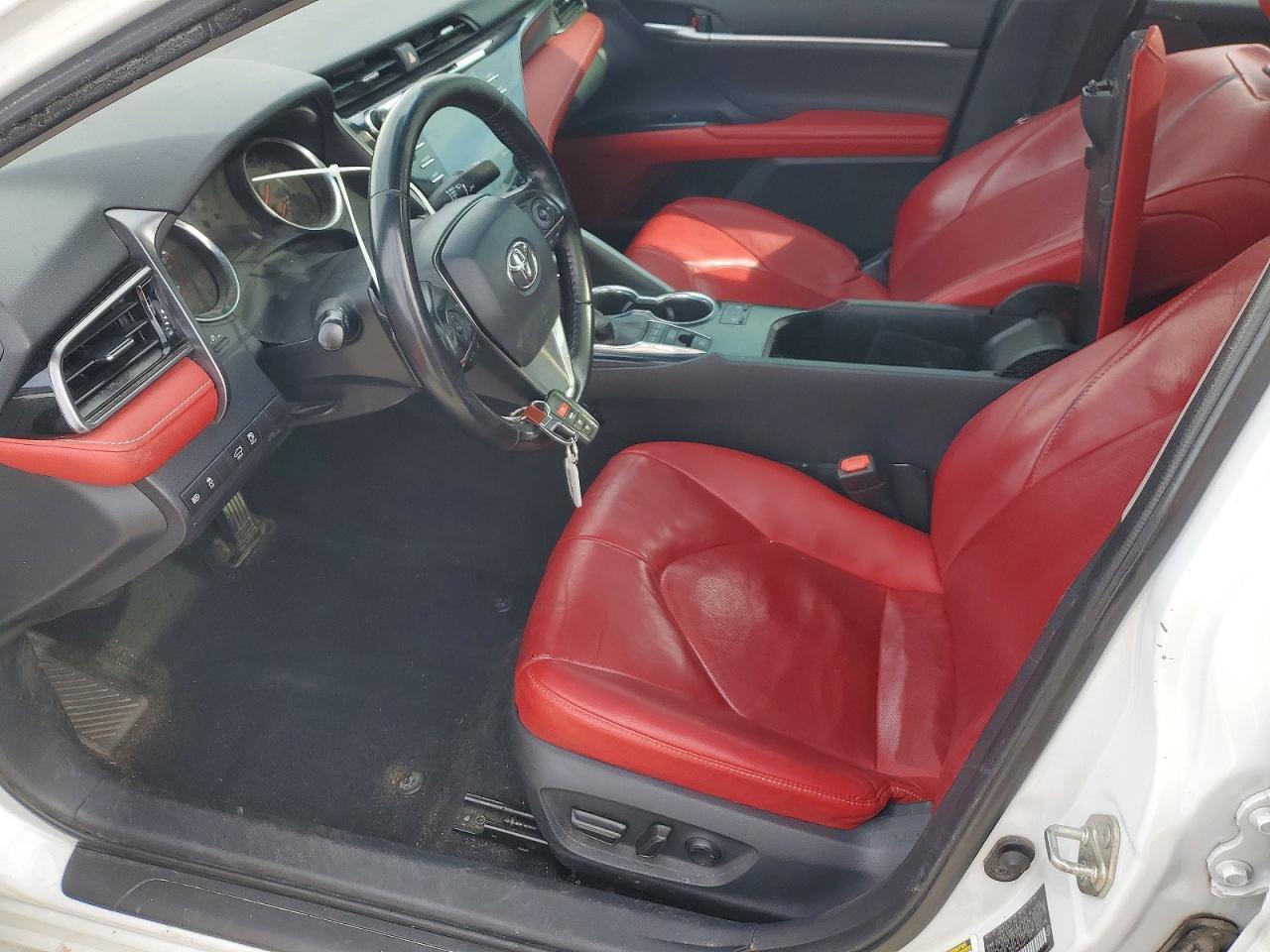 2019 Toyota Camry Xse - Фото 7