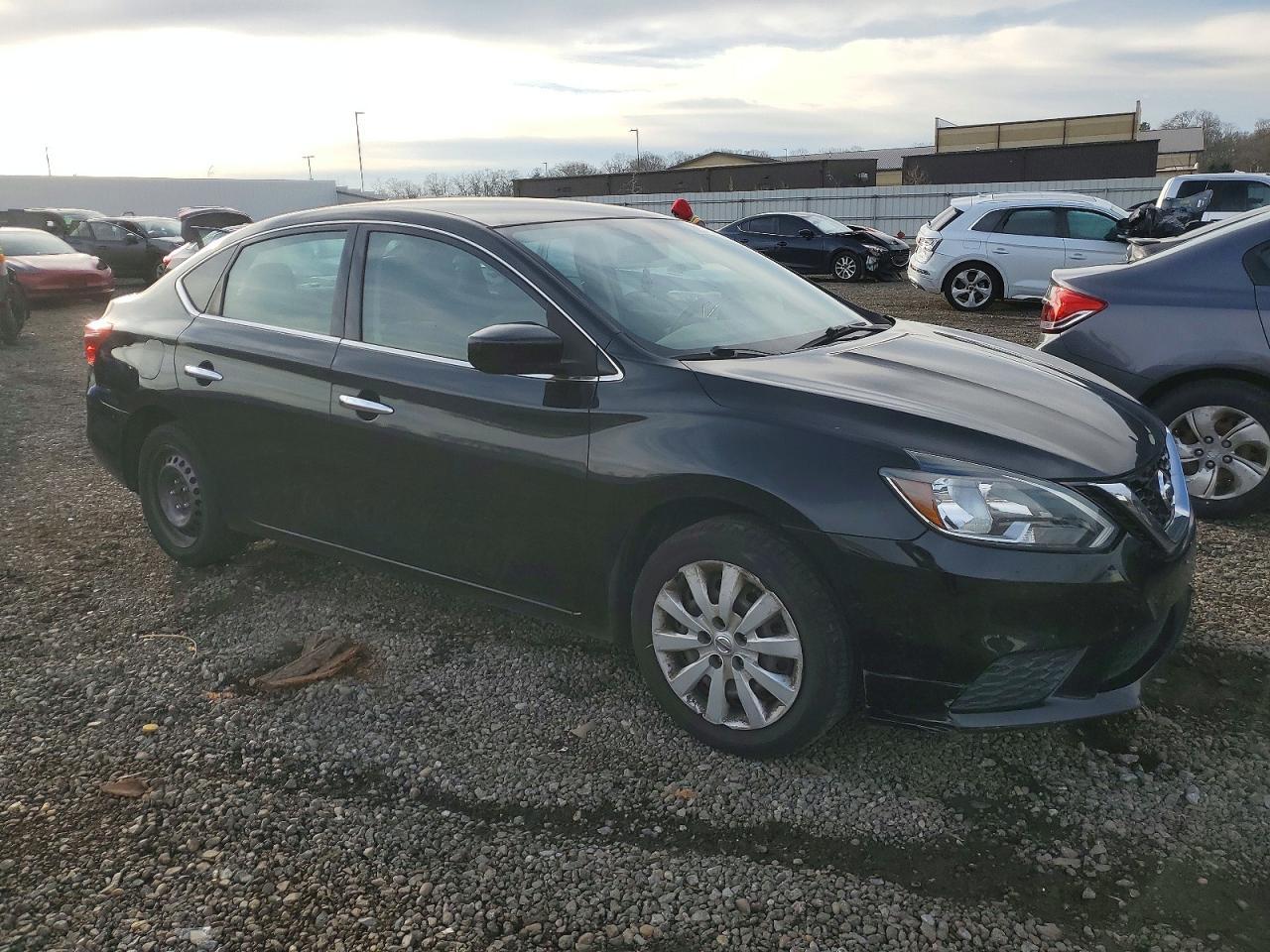 2019 Nissan Sentra S - Фото 4