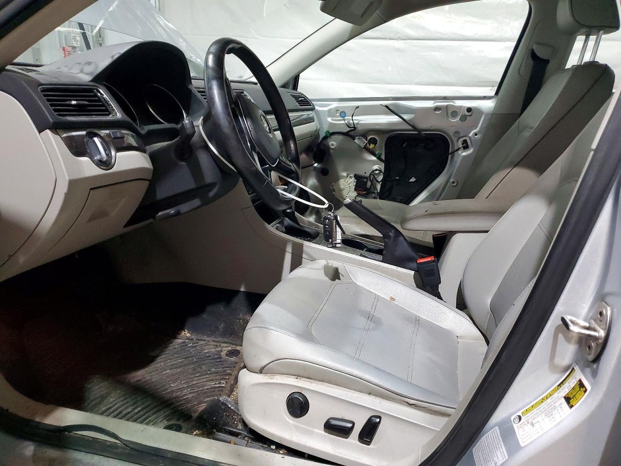 2016 Volkswagen Passat Se - Image 7