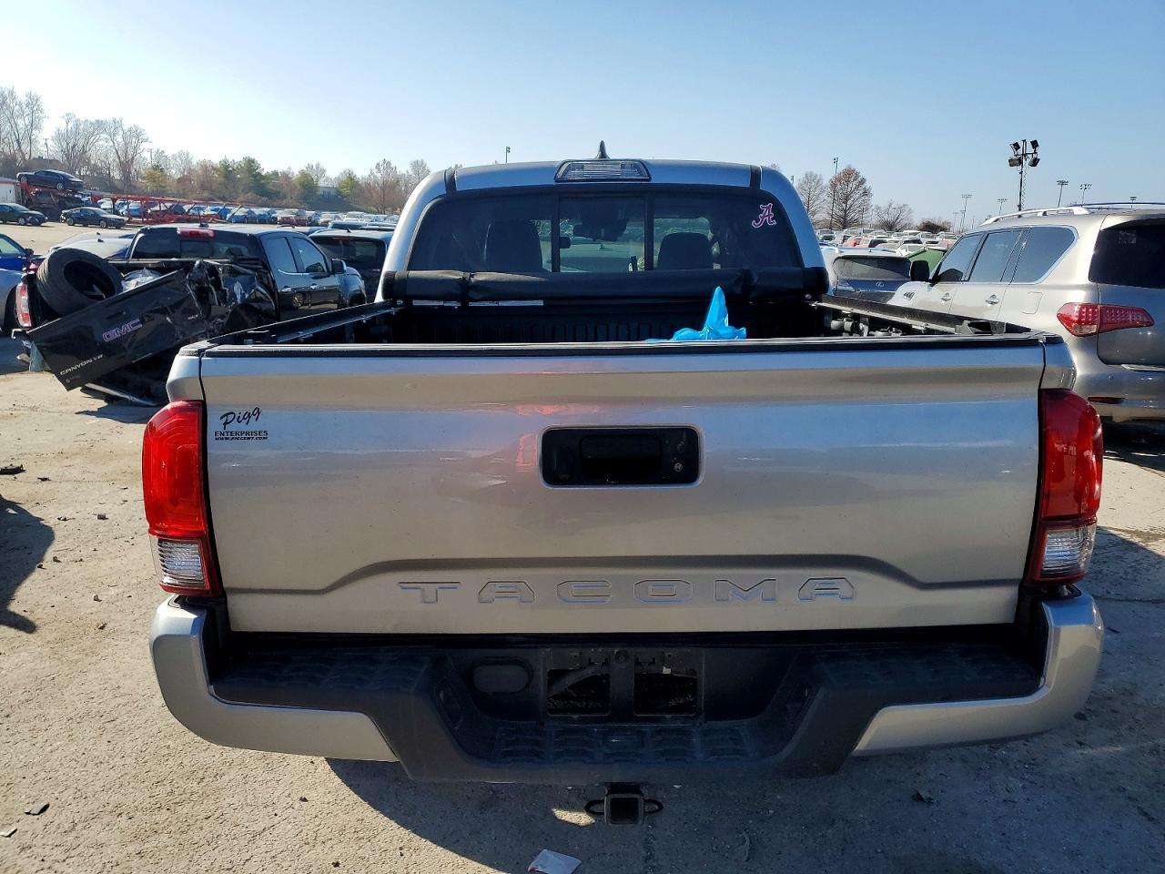 2019 Toyota Tacoma Double Cab - Image 6