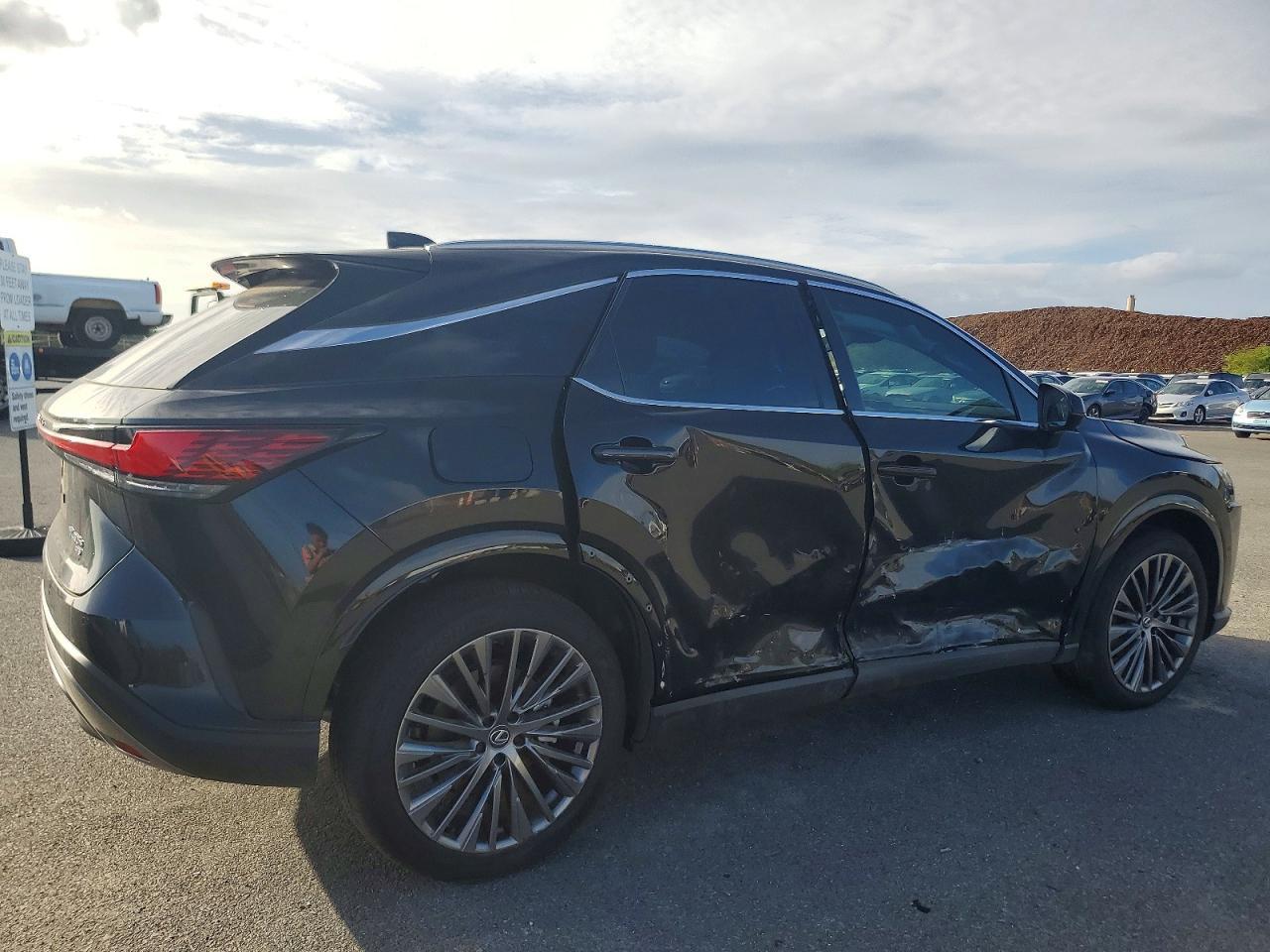 2025 Lexus Rx 450H+ Luxury - Фото 3