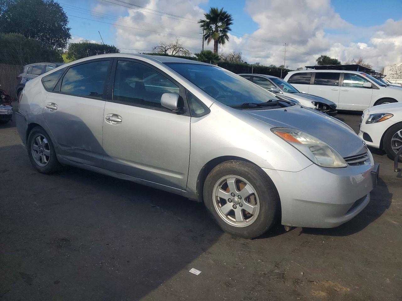 2005 Toyota Prius C - Фото 4