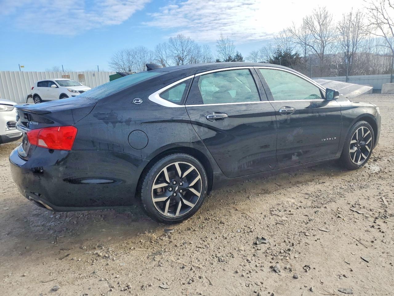 2017 Chevrolet Impala Premier - Фото 3