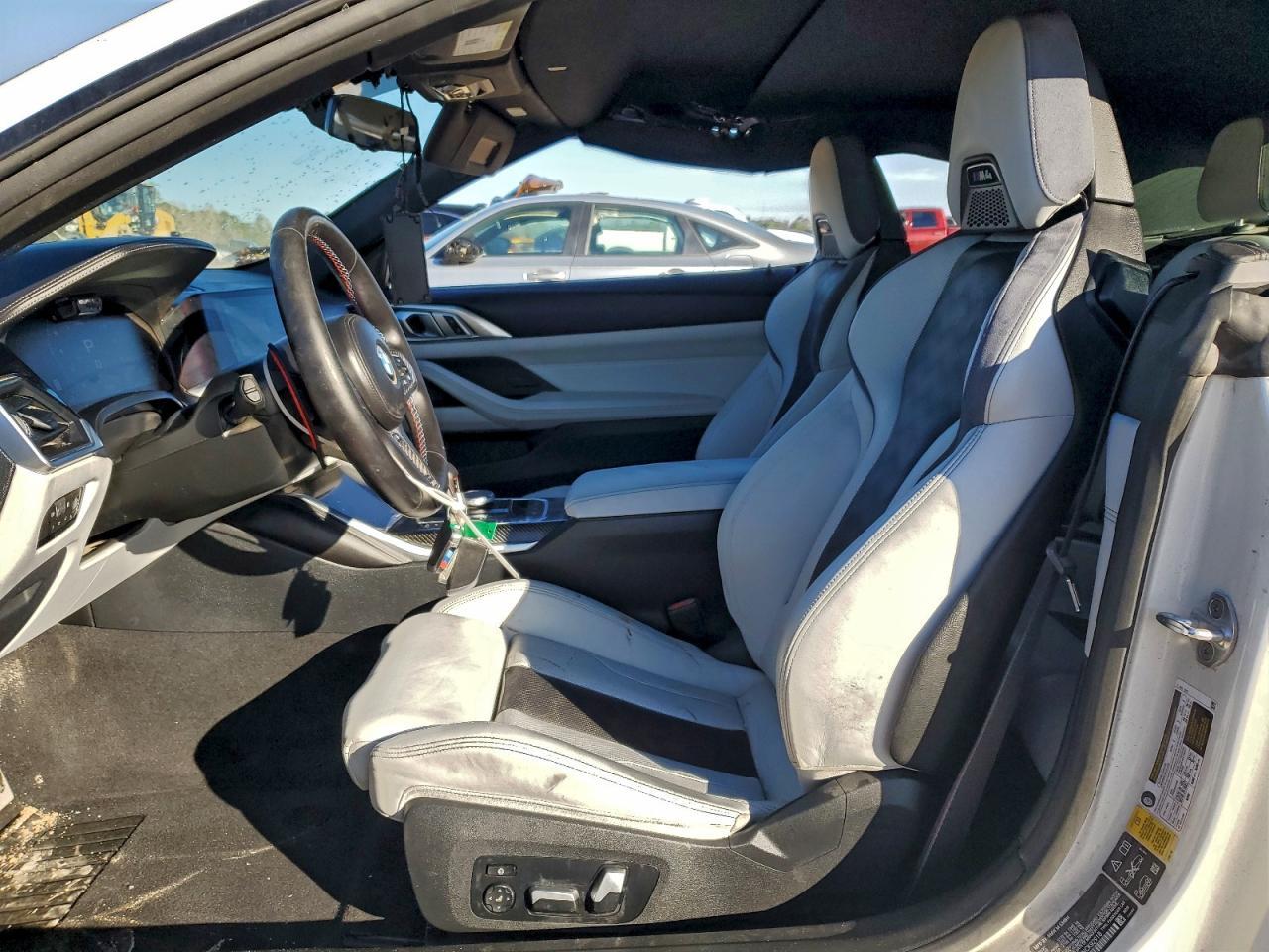 2022 BMW M4 Competition - Image 7