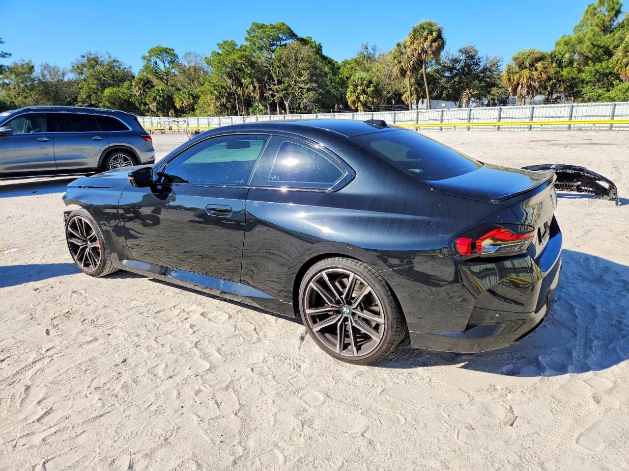 2023 BMW M240Xi - Фото 2