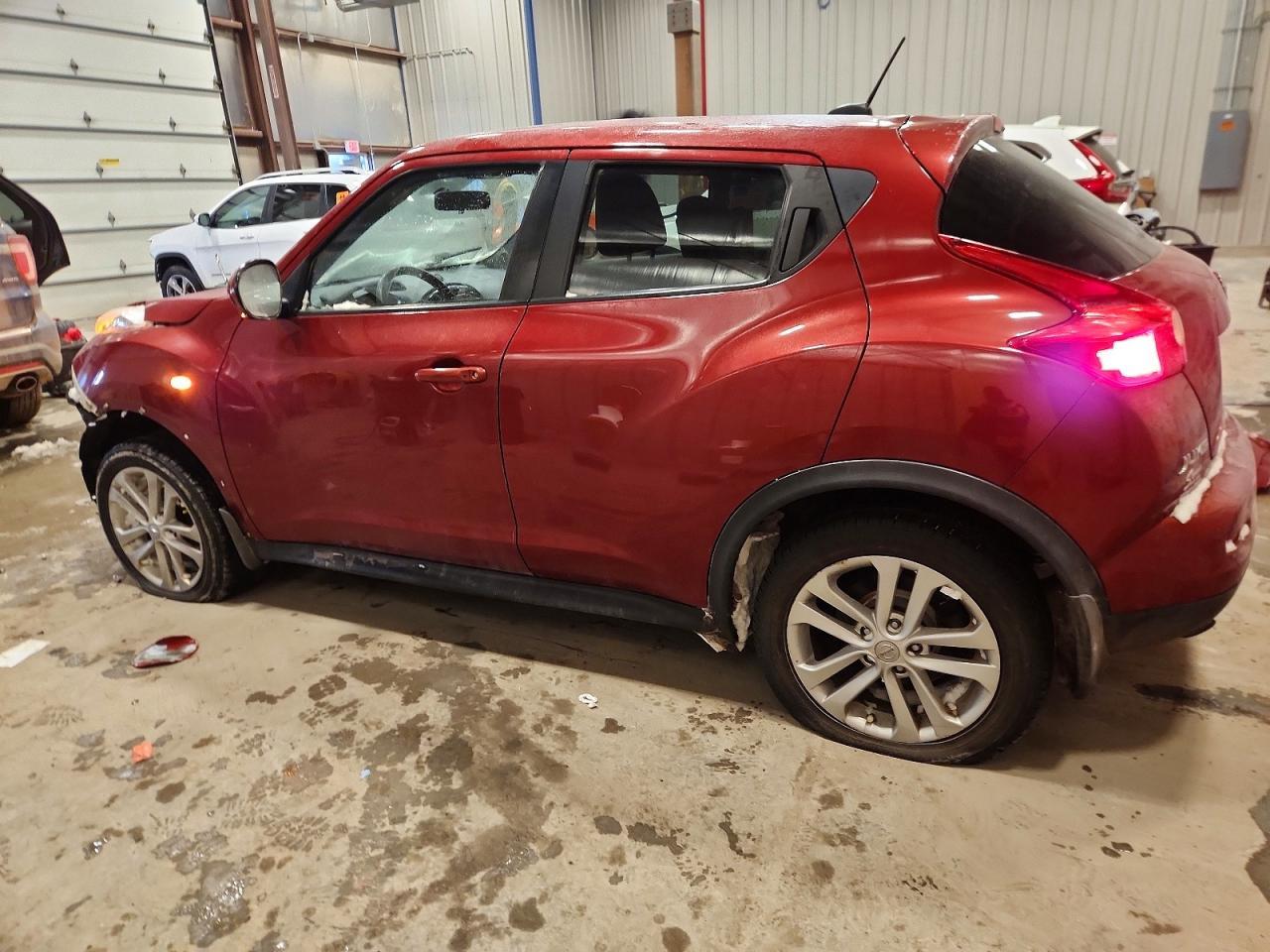 2011 Nissan Juke S - Фото 2