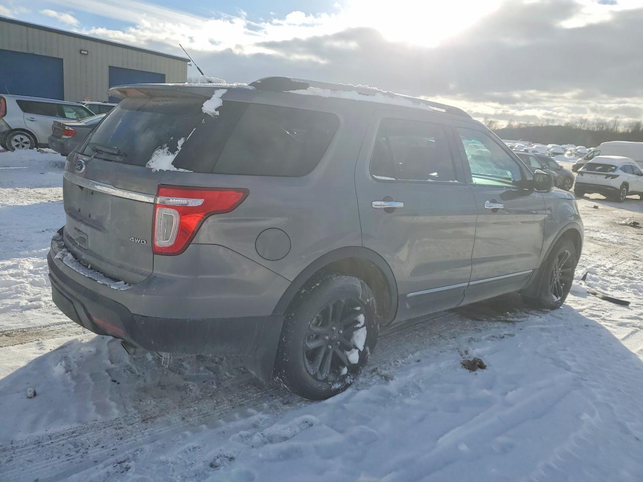 2012 Ford Explorer Xlt - Фото 3