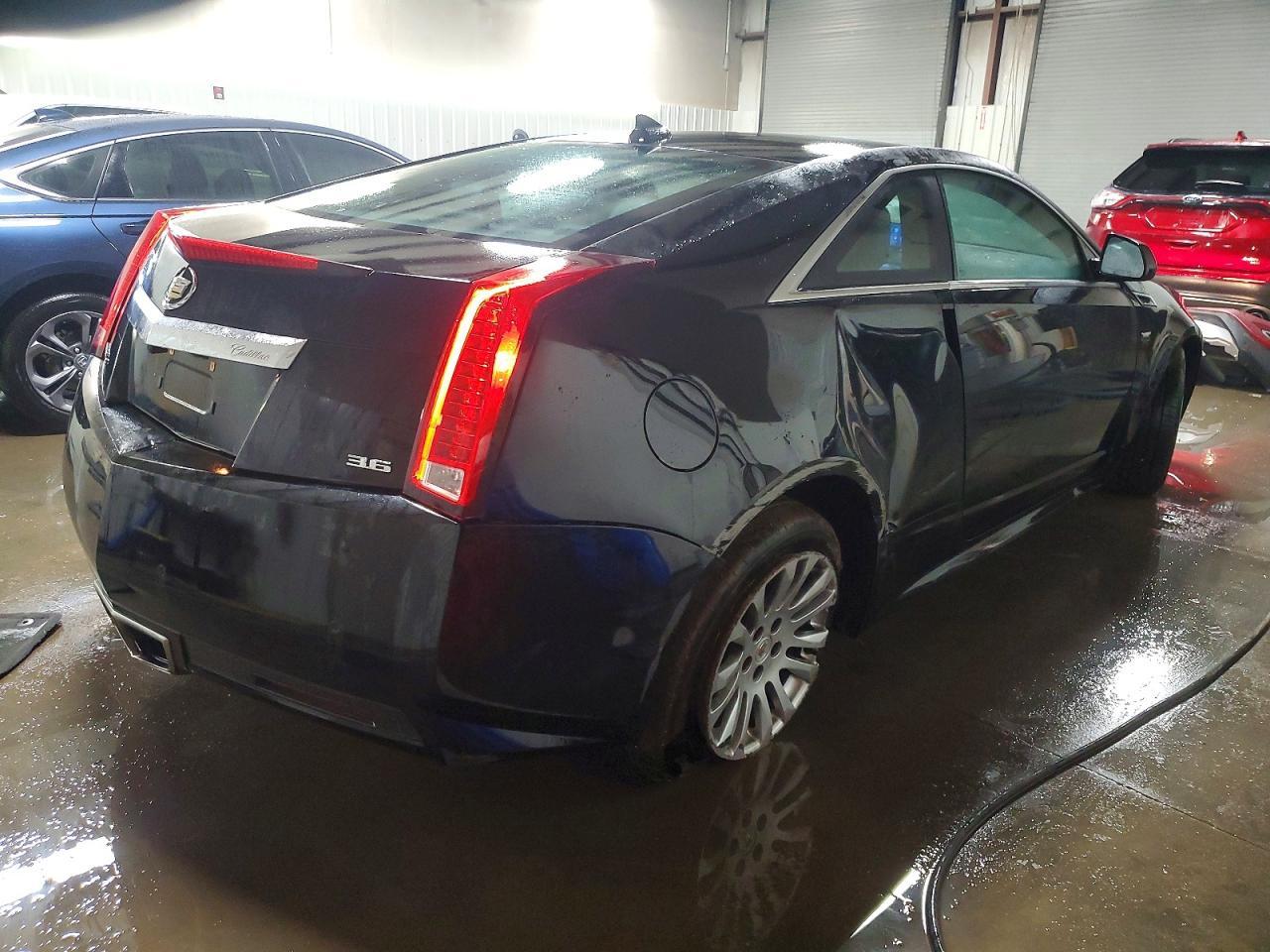 2012 Cadillac Cts - Image 3