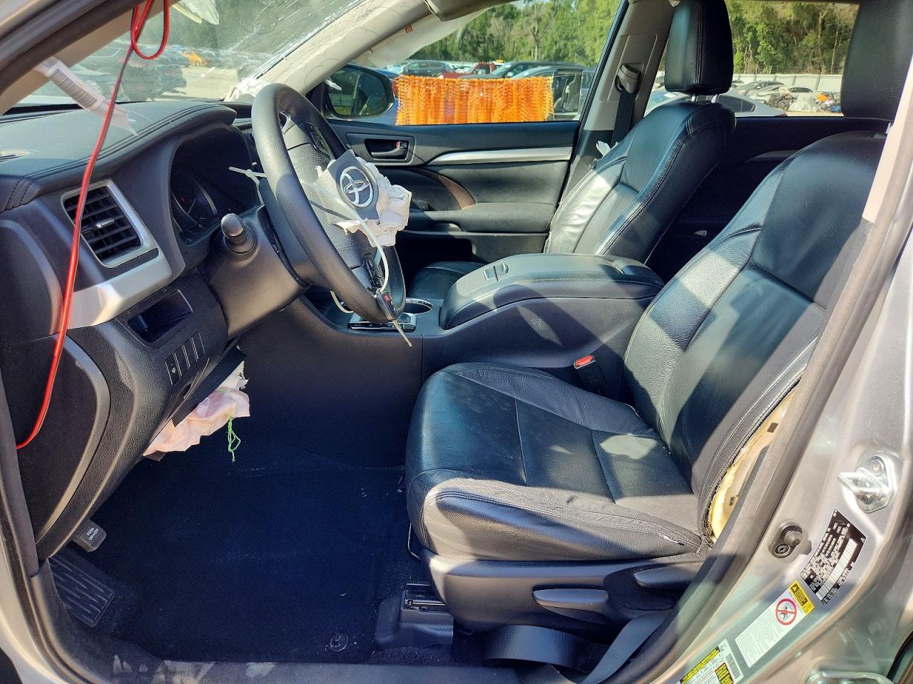 2016 Toyota Highlander Le - Фото 7