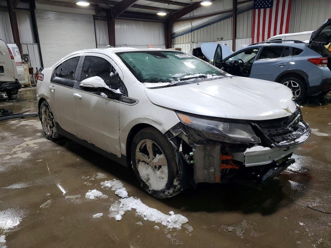 2015 Chevrolet Volt - Фото 4