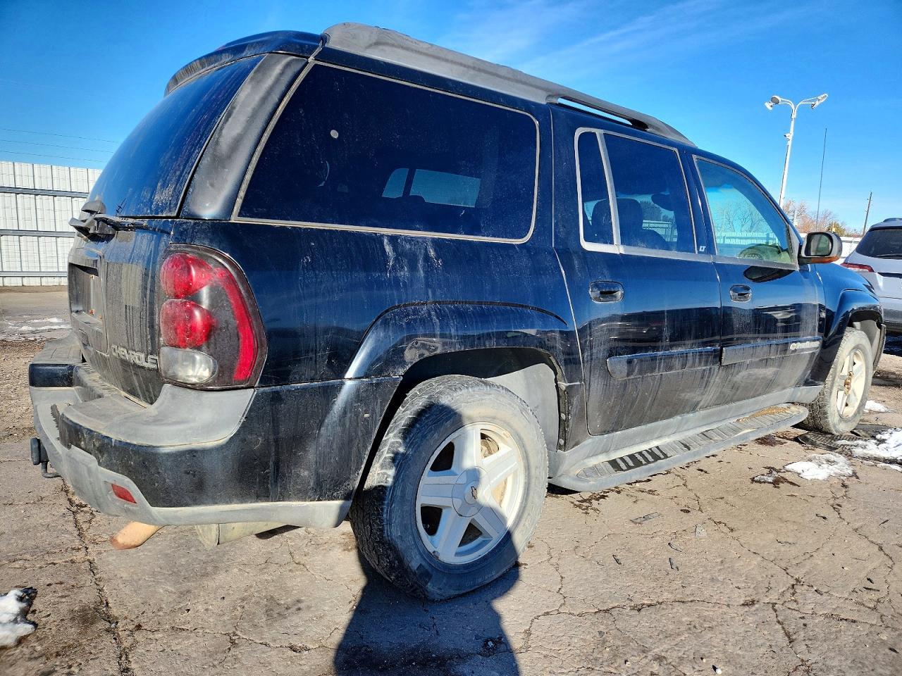 2002 Chevrolet Trailblazer Ext - Image 3