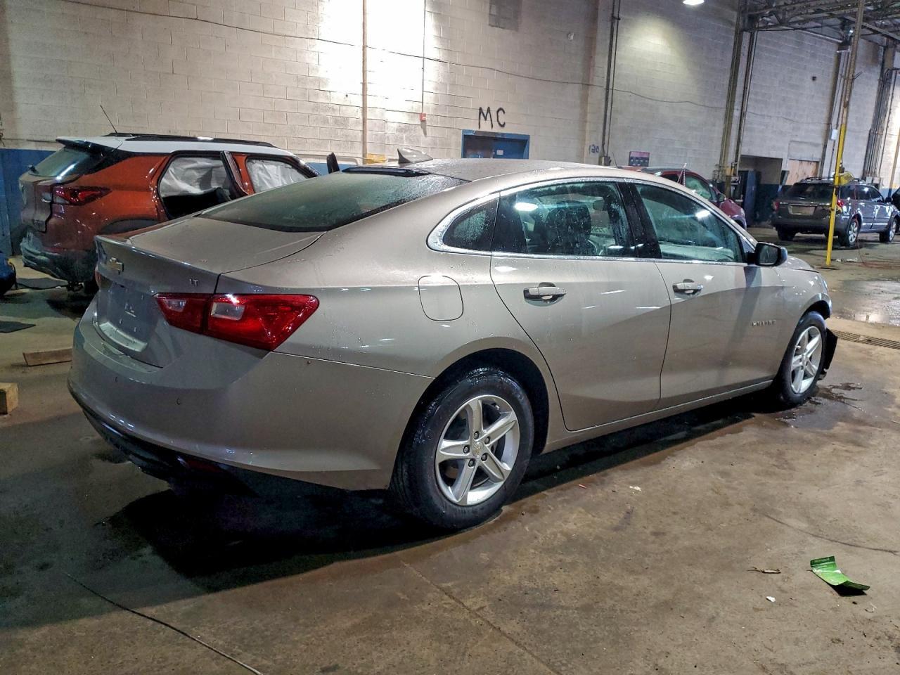 2024 Chevrolet Malibu Lt - Фото 3