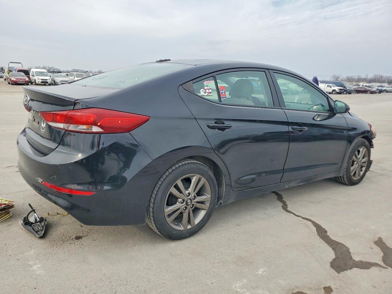 2017 Hyundai Elantra Se - Фото 3